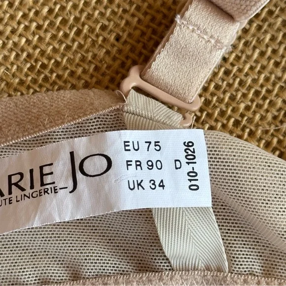 Marie Jo Elegant Lace Trimmed Bra Size  UK 34D - Picture 5 of 6